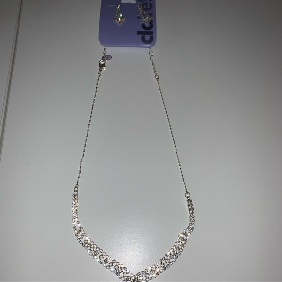 Claire’s Homecoming Jewelry Bundle - Picture 1 of 8
